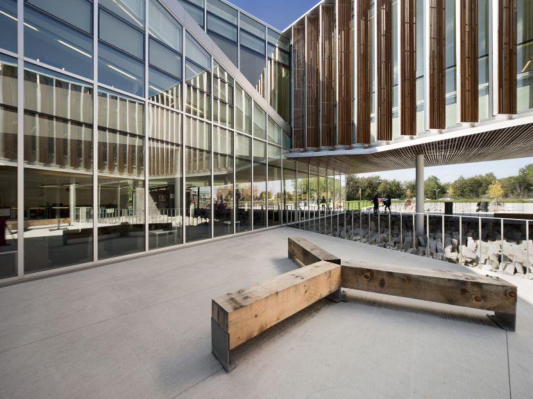 Raymond-Lévesque Public Library, Longueuil, 2010