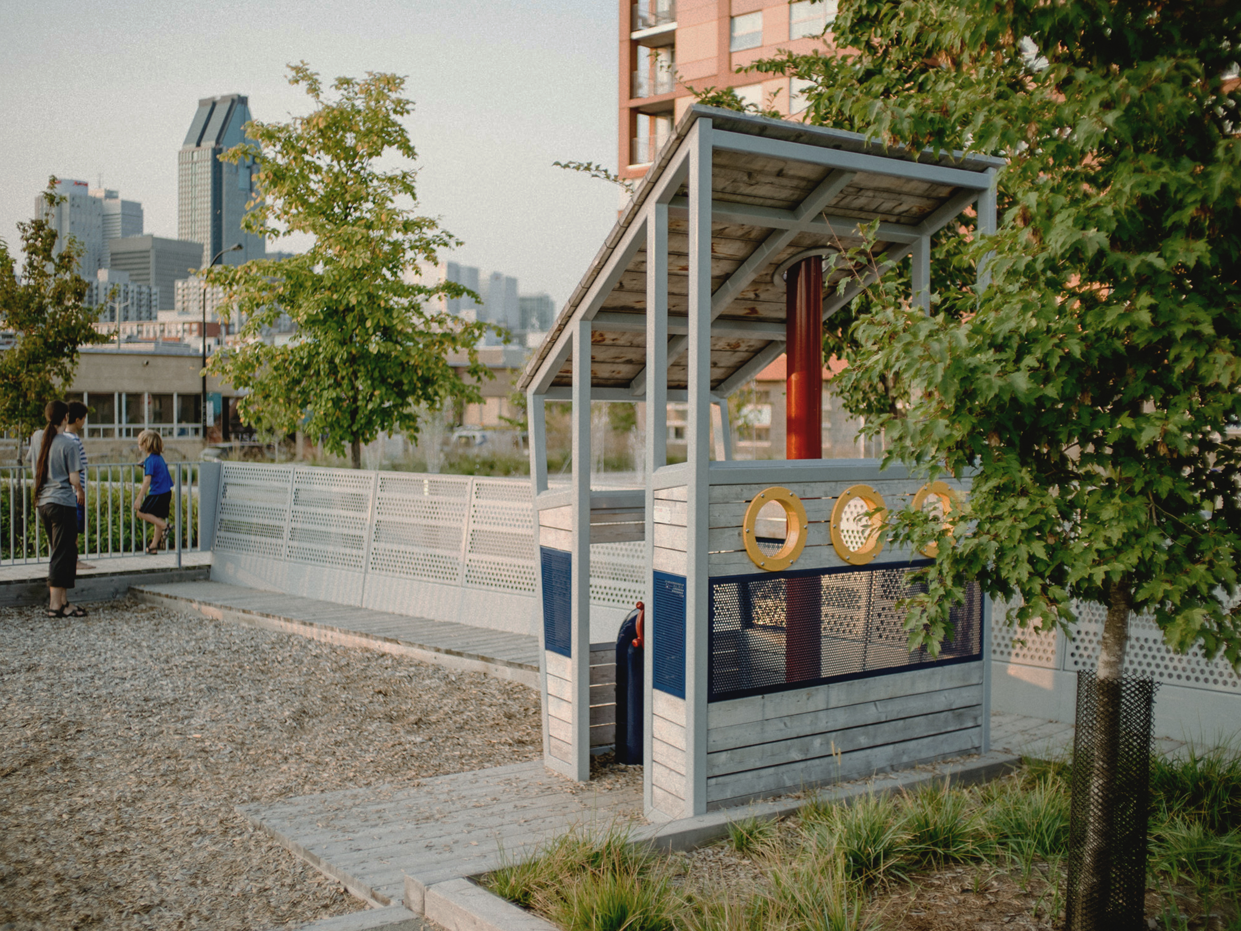 Bassin-à-Gravier Playground, Bassins du Nouveau Havre, Montréal, 2016