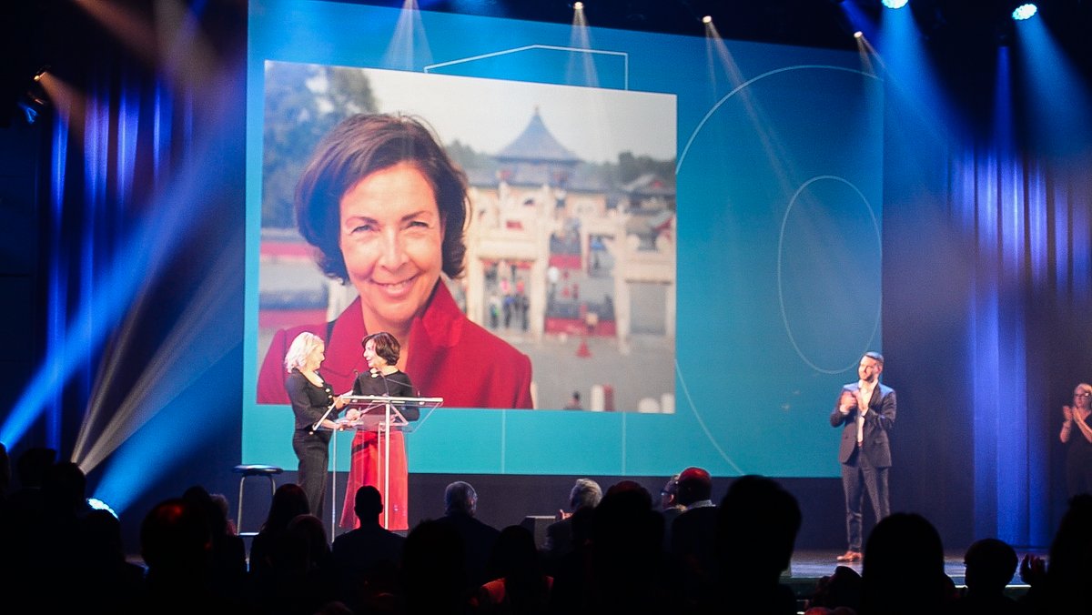 Marie-Josée Lacroix reçoit le Prix Hommage