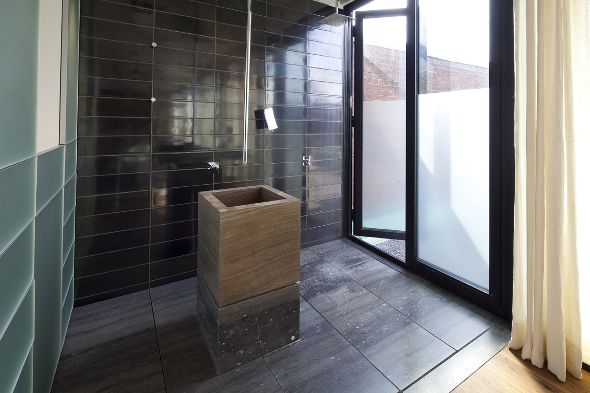 Simard residence, Bathroom, Montreal, 2009