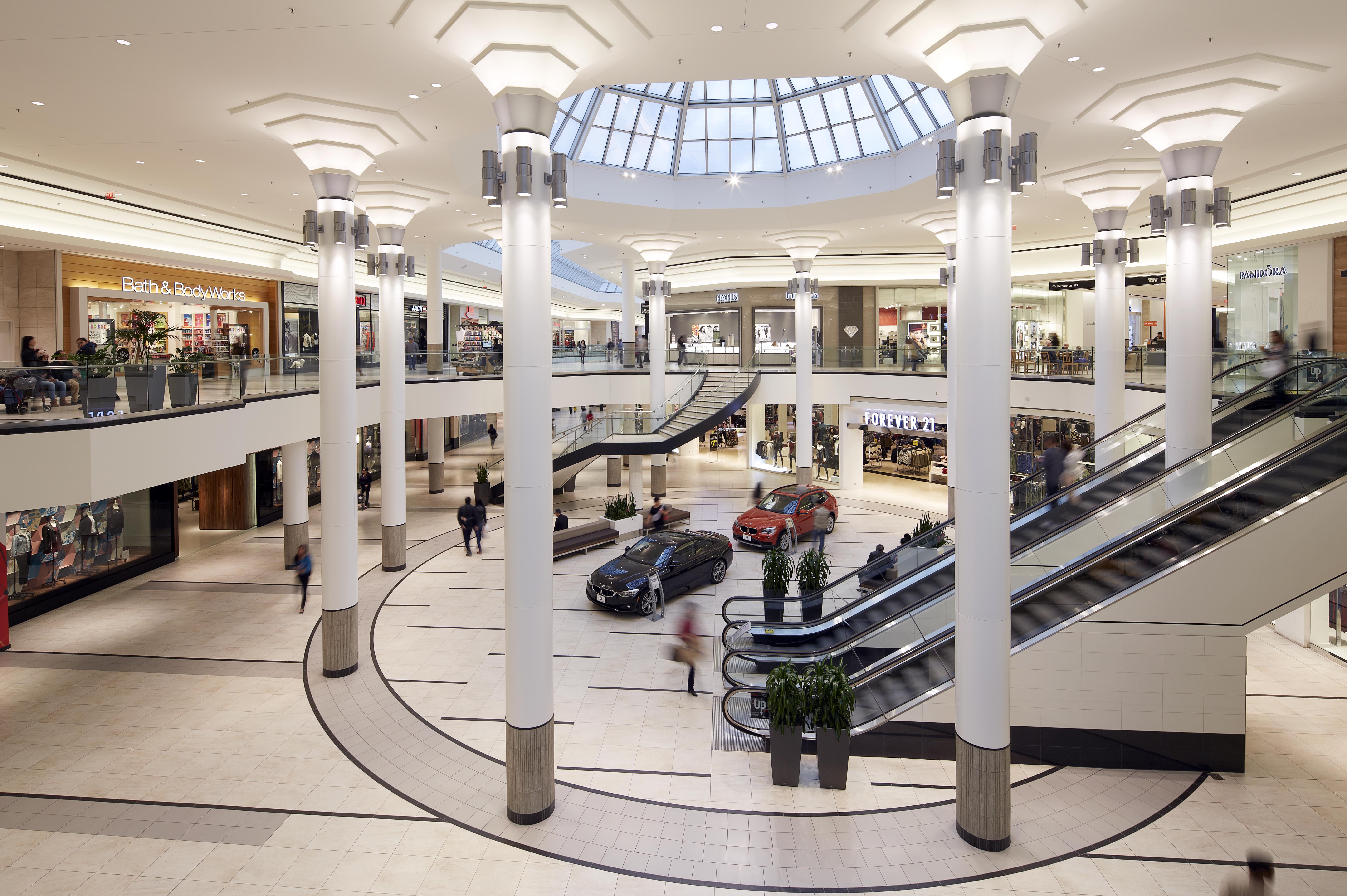 Shopping Centre, Markville, Ontario, 2013