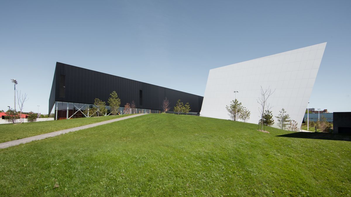 Complexe sportif Saint-Laurent Complexe sportif Saint-Laurent
