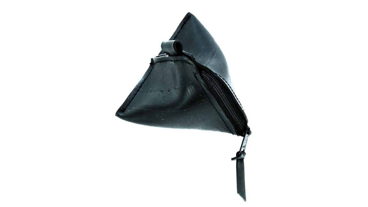 D307 Pouch D307 Pouch