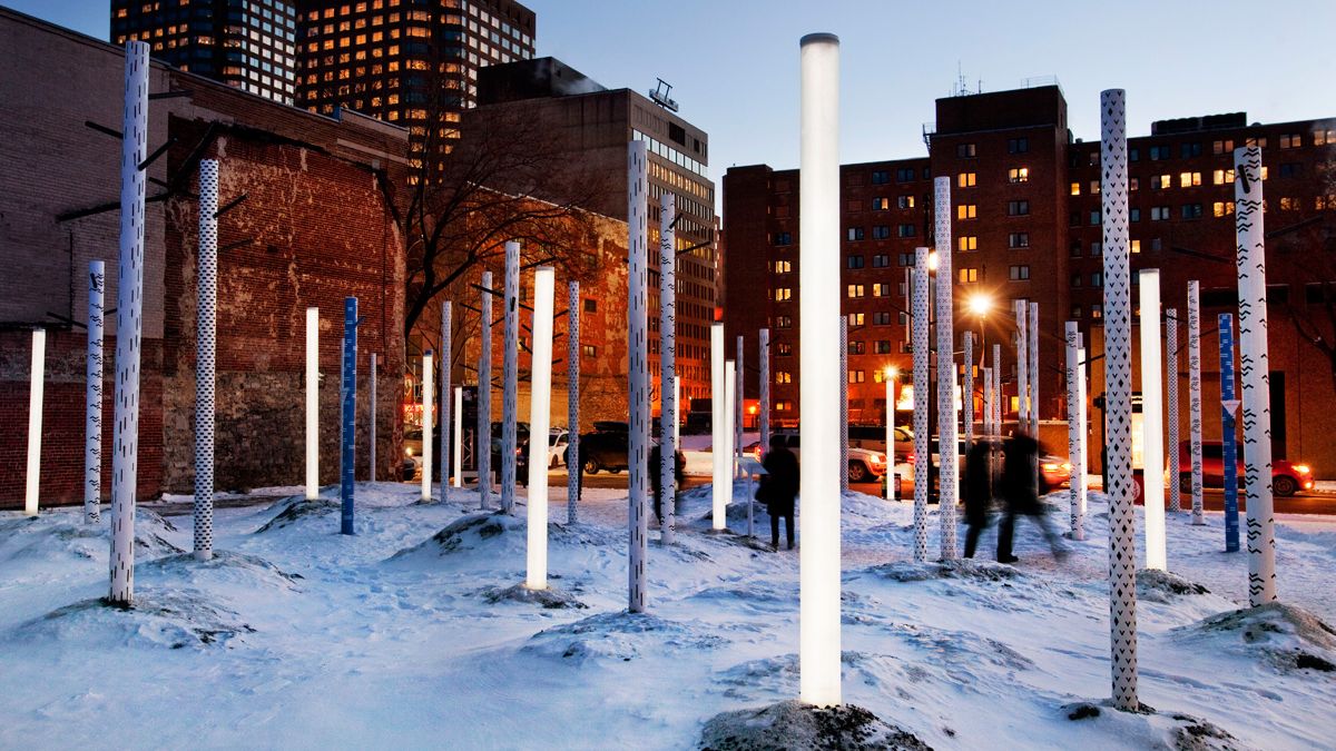 Créer l'hiver au Quartier des spectacles – Abords du métro Saint-Laurent Créer l'hiver au Quartier des spectacles – Abords du métro Saint-Laurent