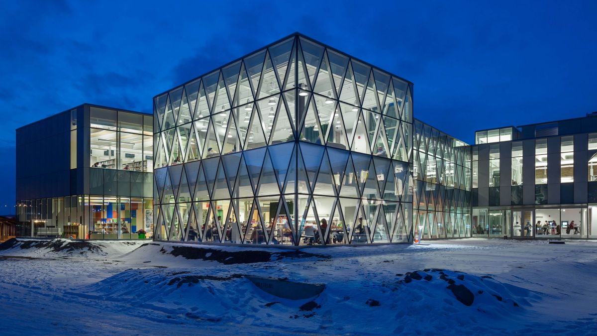 Marc-Favreau library, Montreal, 2013