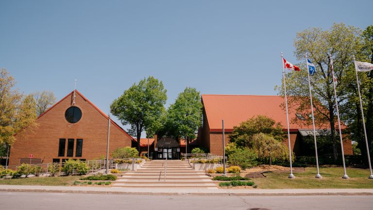 Pierrefonds-Roxboro borough hall