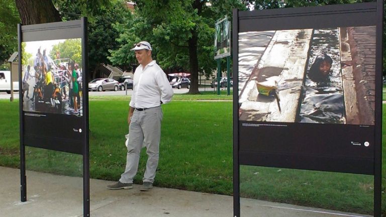 Photo exhibition frame, Montreal, 2013