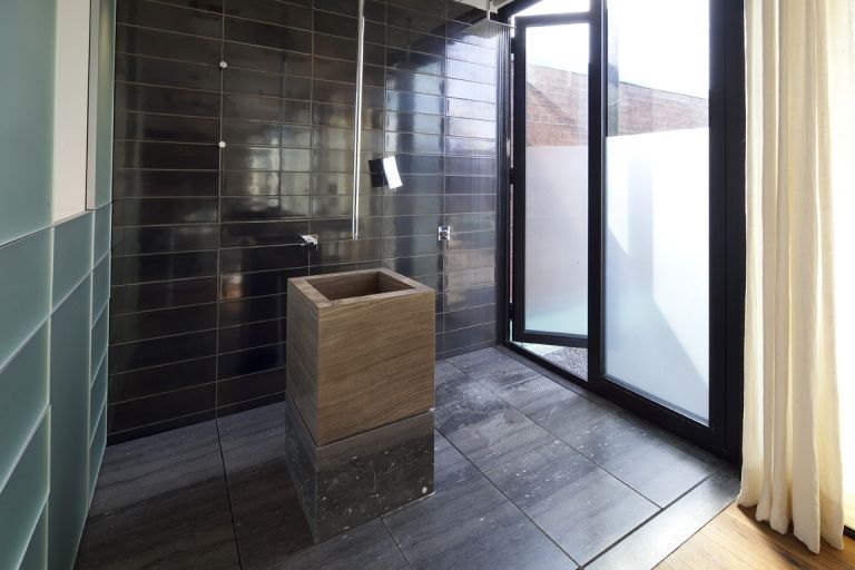 Simard residence, Bathroom, Montreal, 2009