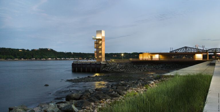 Samuel-de Champlain Boardwalk, Québec City, 2008