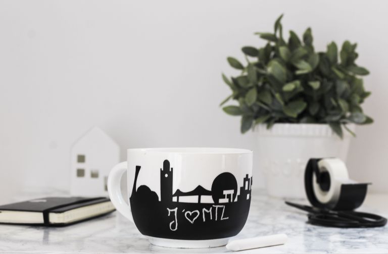 Montreal Lily mug, 2015