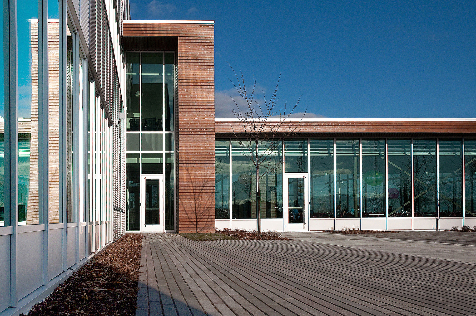 Cogeco Building, Trois-Rivières, 2011 (in consortium with Locus 3)