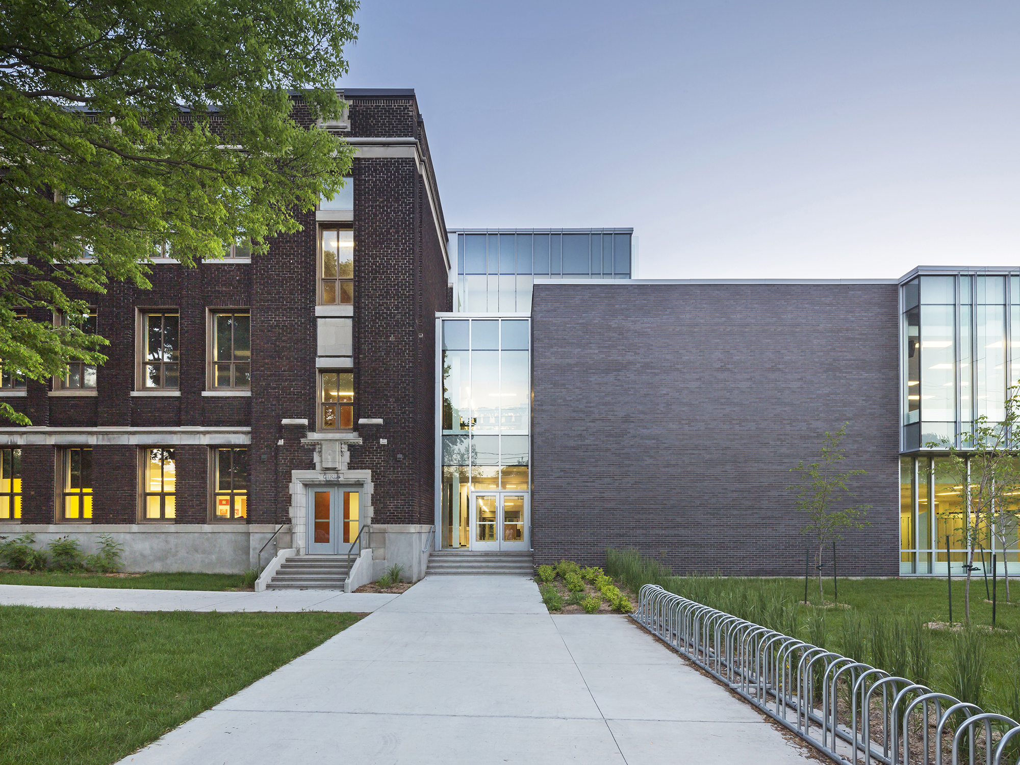 Collège Saint-Louis, Montréal, 2013