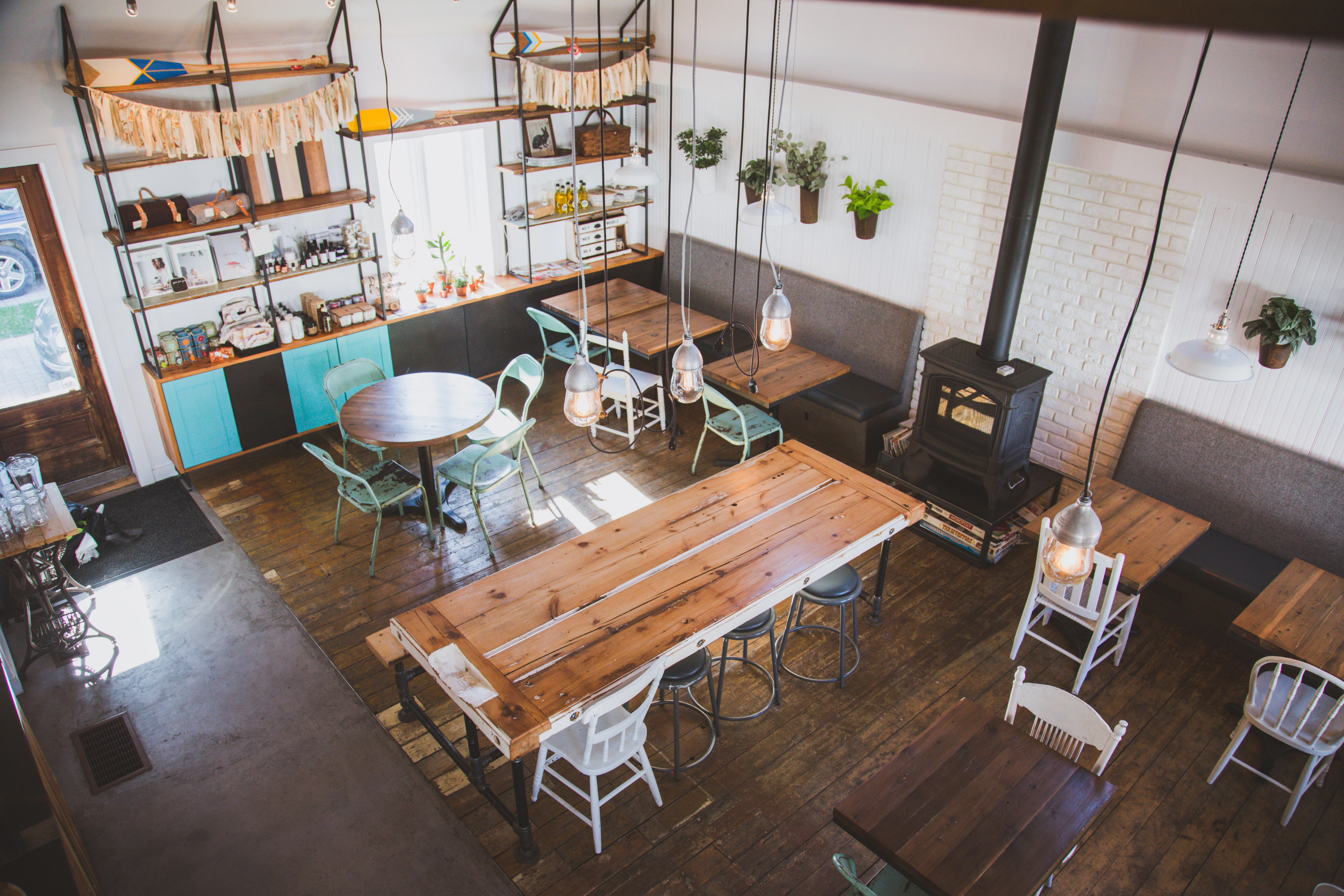 Saint-Laurent Coffee Shop, Vieux-Boucherville, 2015