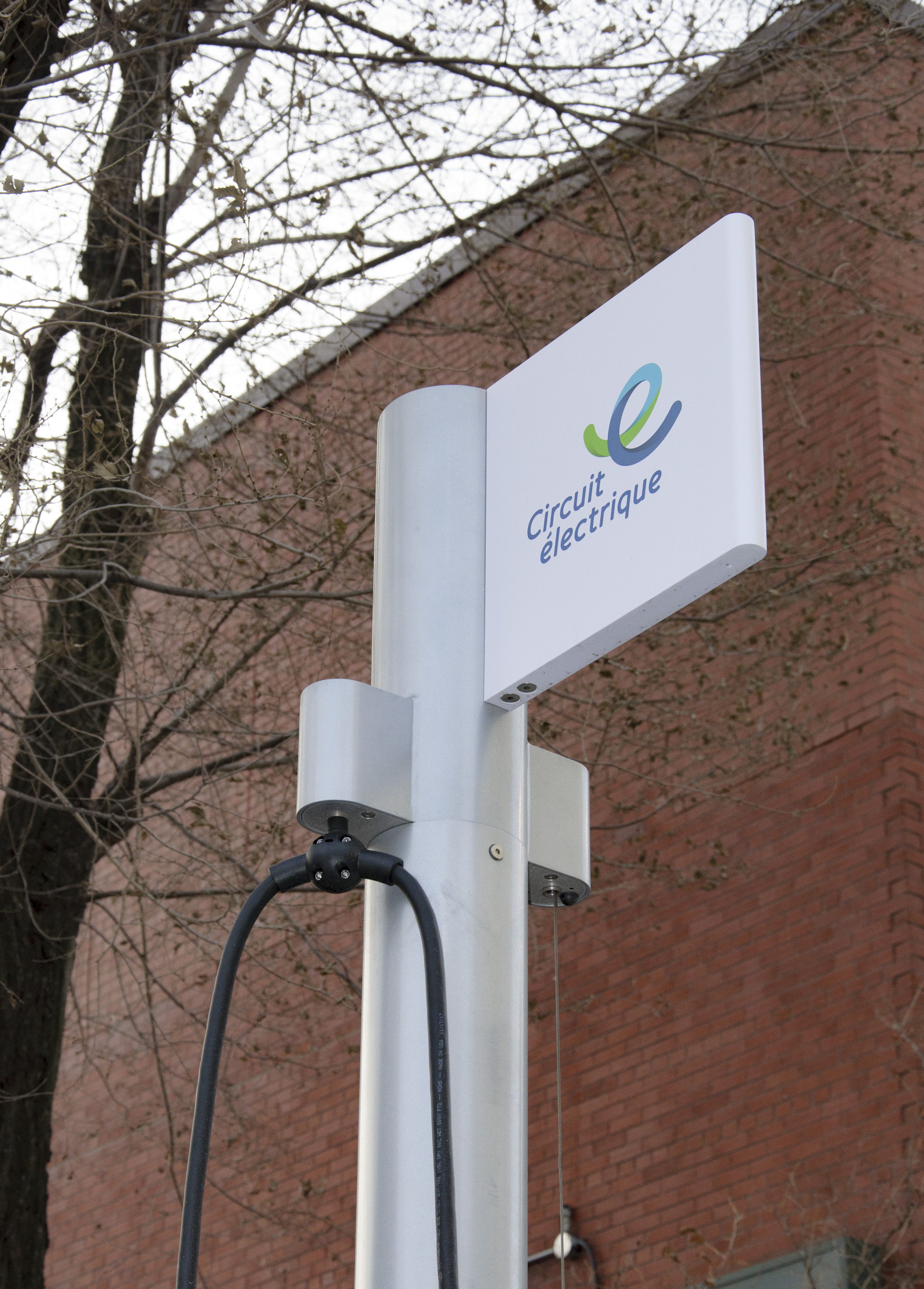 Charging Stations, Hydro-Québec, AddÉnergie and the City of Montréal, 2019