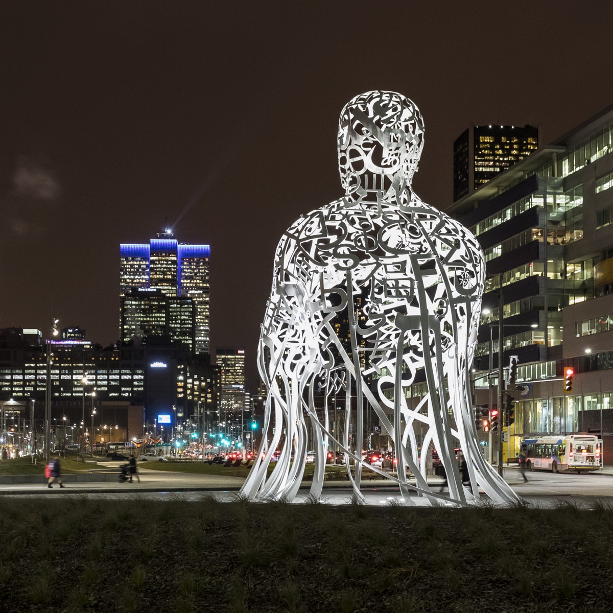 Source, Jaume Plensa, Montréal, 2017