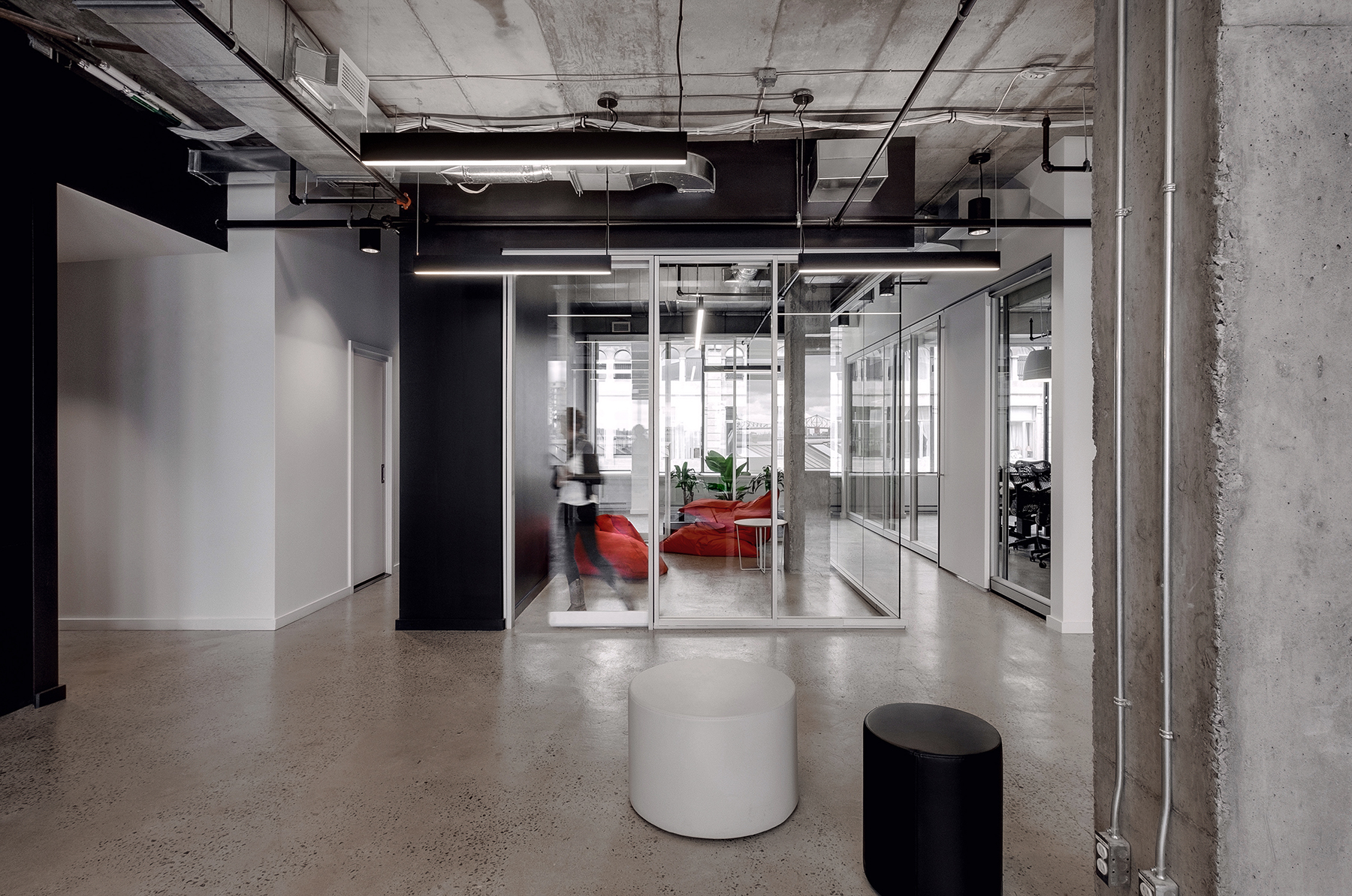 Offices, Red Barrels, Montréal, 2018