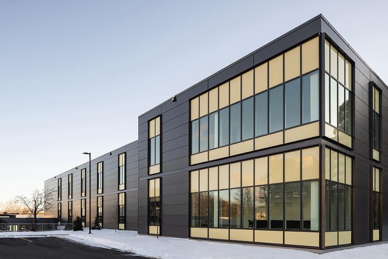 Nouveau pavillon d'oncologie, Hôpital Maisonneuve-Rosemont, Montréal, 2020