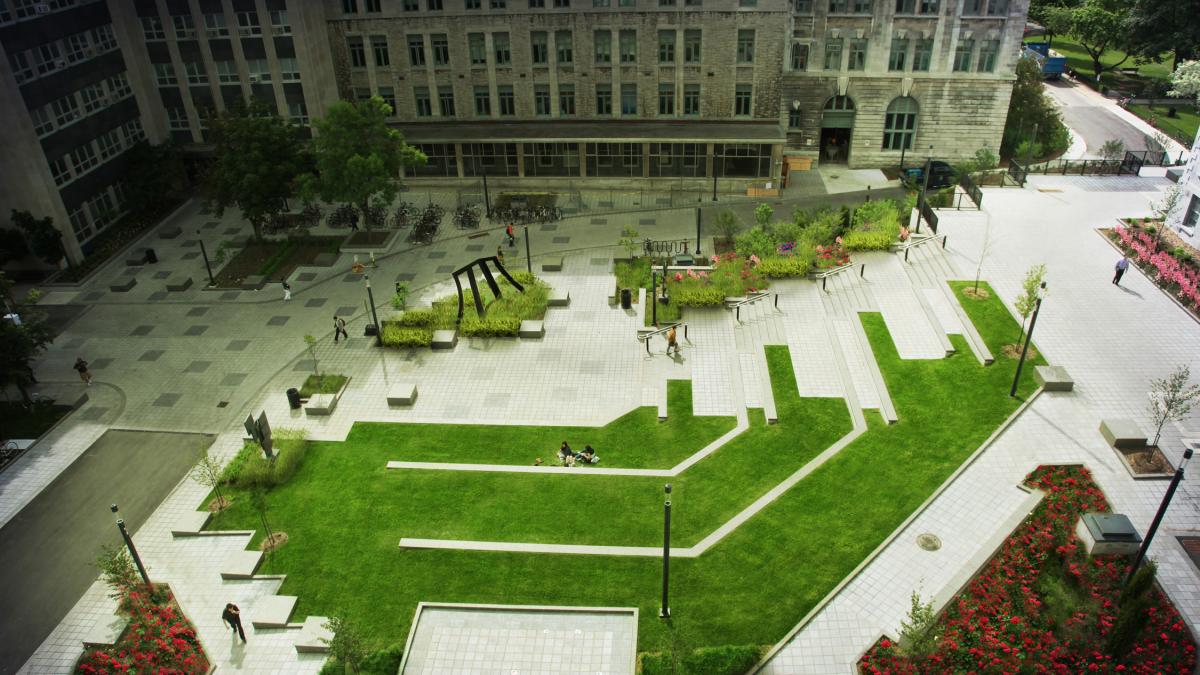 James Square, Université McGill, Montréal