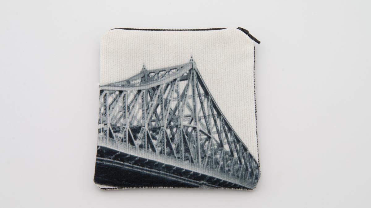 Change Purse — Iconique Series in Black & White (Jacques Cartier Bridge)